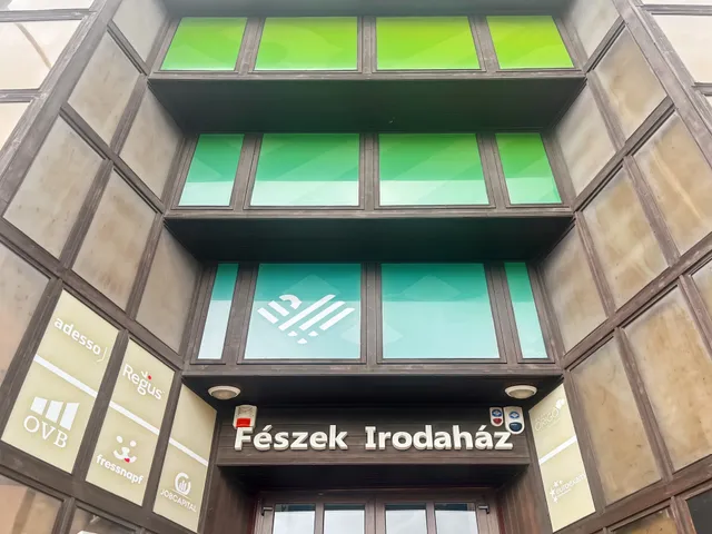 Kiadó kereskedelmi és ipari ingatlan Pécs 50 nm