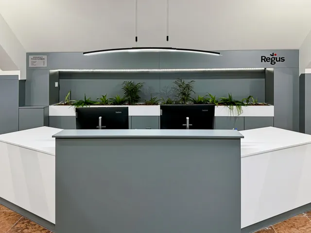 Kiadó kereskedelmi és ipari ingatlan Pécs, Rákóczi út 17, 3ik és 4ik emelet 50 nm