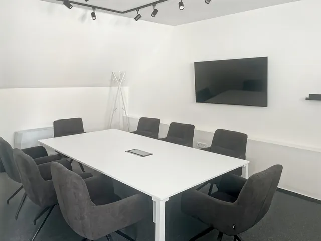 Kiadó kereskedelmi és ipari ingatlan Pécs, Rákóczi út 17, 3ik és 4ik emelet 60 nm