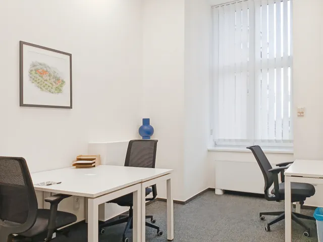 Kiadó kereskedelmi és ipari ingatlan Debrecen 30 nm