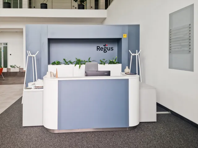 Kiadó kereskedelmi és ipari ingatlan Szentendre, Dobogókői út 2 50 nm