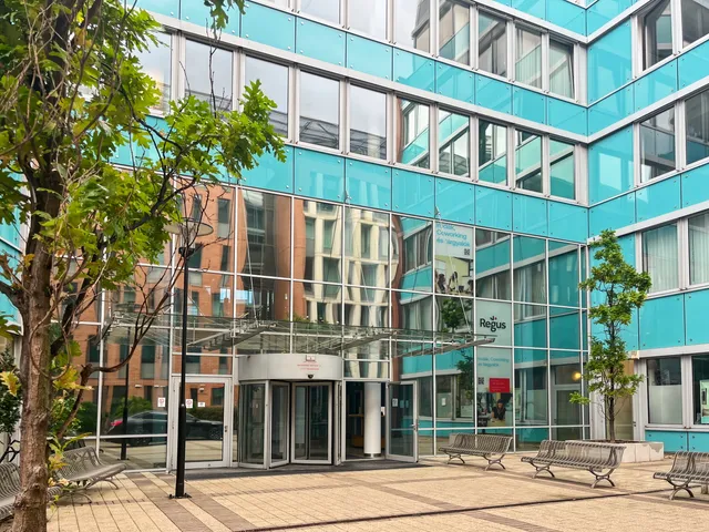 Kiadó kereskedelmi és ipari ingatlan Budapest XI. kerület, Neumann János u. 1/B 60 nm