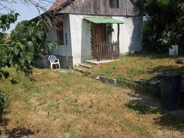 Eladó telek Ráckeve, Árpád utca 1000 nm