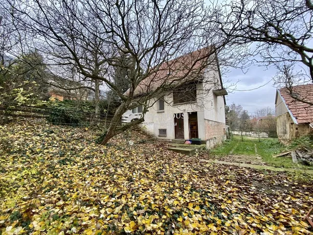 Eladó telek Budapest III. kerület, Táborhegy 1466 nm