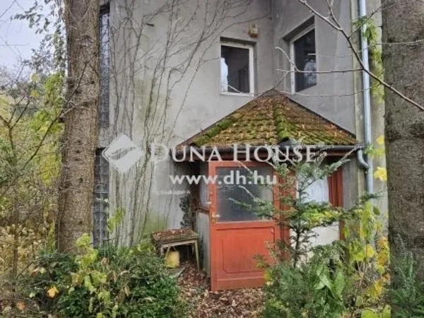 Eladó ház Pilisszentkereszt 240 nm