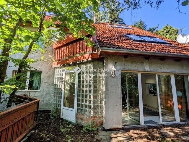 Eladó ház Pilisszentkereszt 240 nm