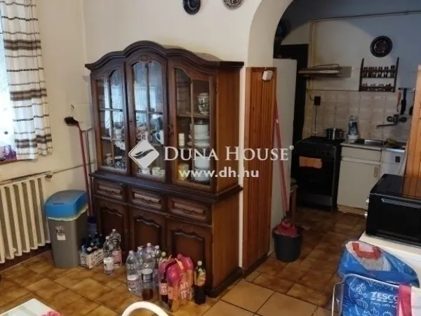 Eladó ház Budapest XV. kerület, Rákospalota 187 nm