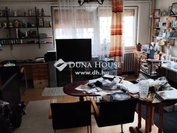 Eladó ház Budapest XV. kerület, Rákospalota 187 nm