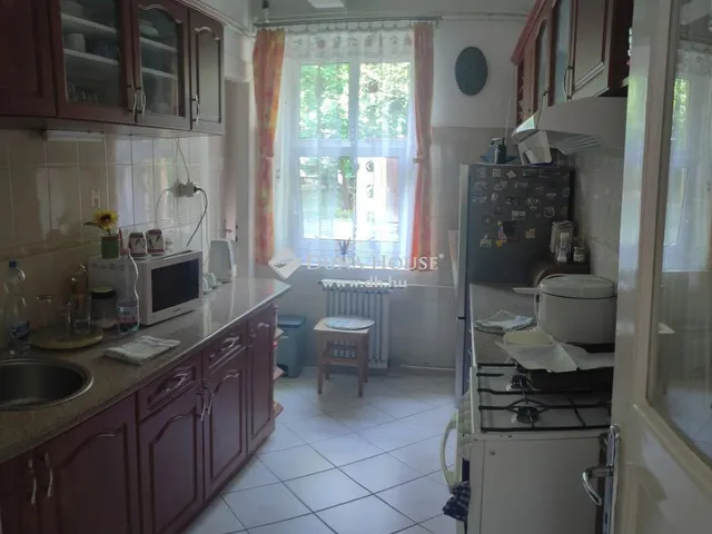 Eladó lakás Balatonfűzfő 102 nm