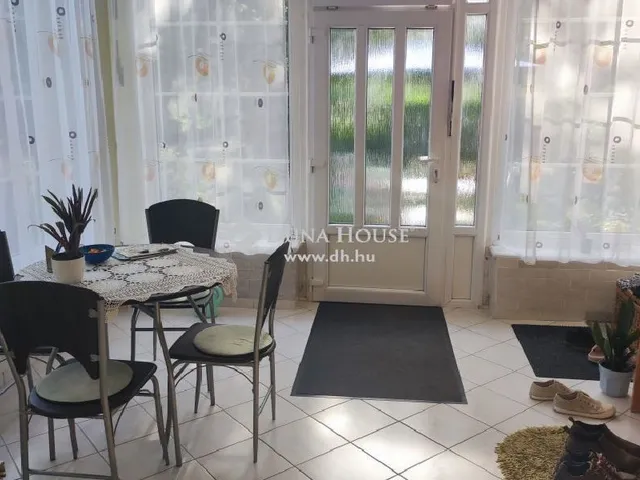 Eladó lakás Balatonfűzfő 102 nm
