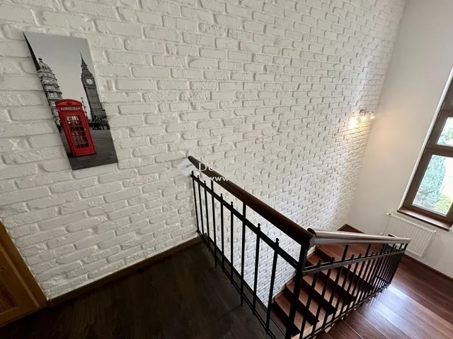 Eladó üdülő és hétvégi ház Siófok 173 nm