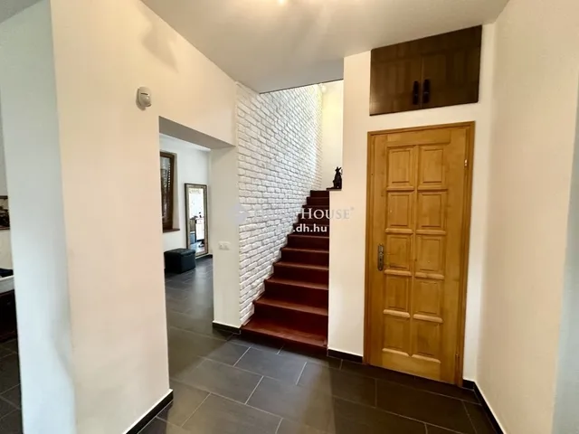 Eladó üdülő és hétvégi ház Siófok 173 nm