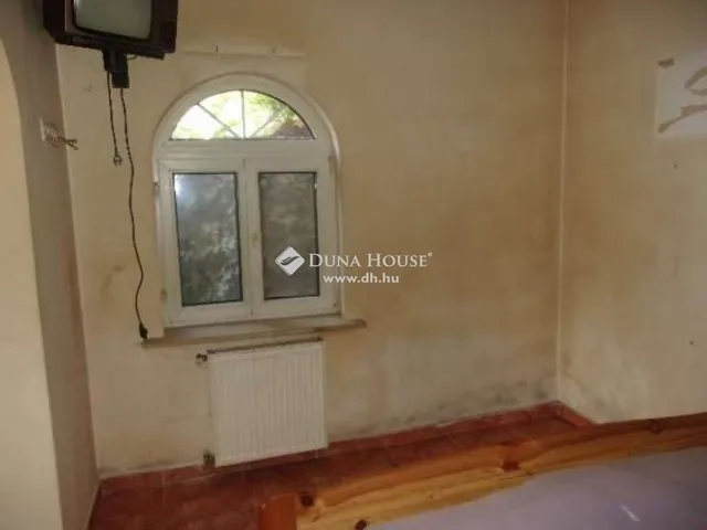 Eladó ház Pilisborosjenő 197 nm