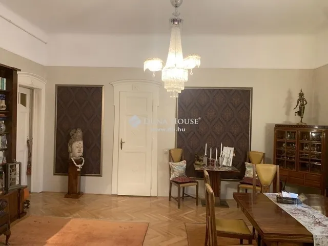 Eladó lakás Budapest VI. kerület 132 nm
