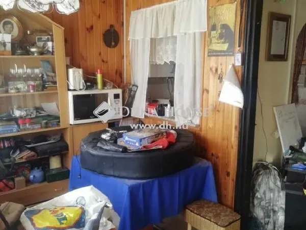 Eladó ház Kisoroszi 50 nm