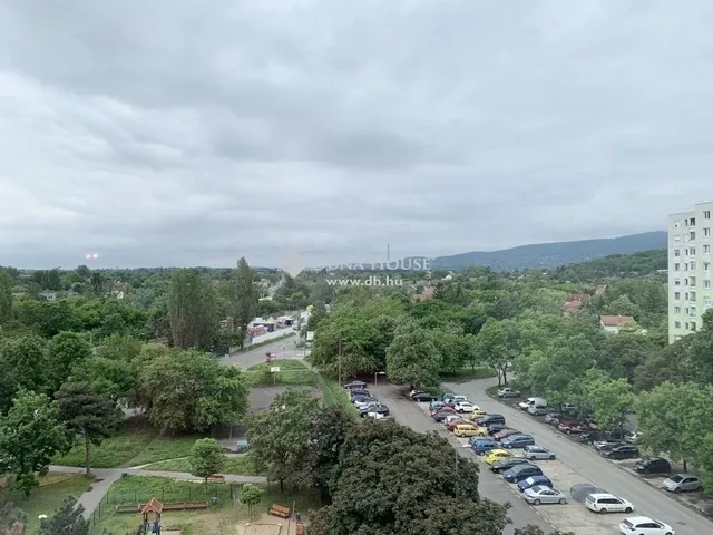Eladó lakás Budapest III. kerület 56 nm