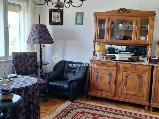 Eladó ház Budapest II. kerület, Máriaremete 112 nm