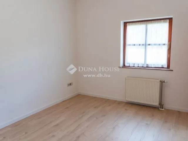 Eladó ház Csobánka 246 nm