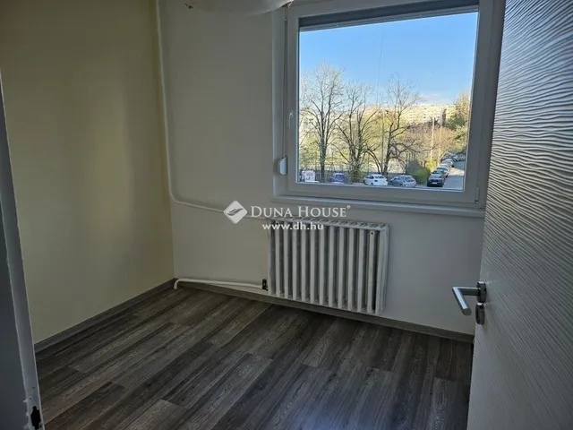 Eladó lakás Budapest III. kerület, Békásmegyer 51 nm
