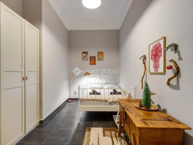 Eladó lakás Budapest I. kerület 96 nm