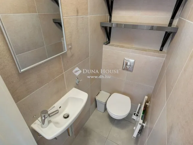 Eladó lakás Budapest I. kerület 96 nm