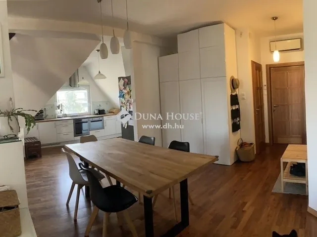 Eladó lakás Budapest I. kerület, Naphegy 81 nm