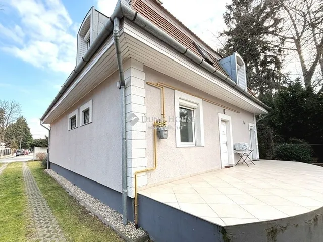 Eladó ház Budapest III. kerület, Csillaghegy 180 nm