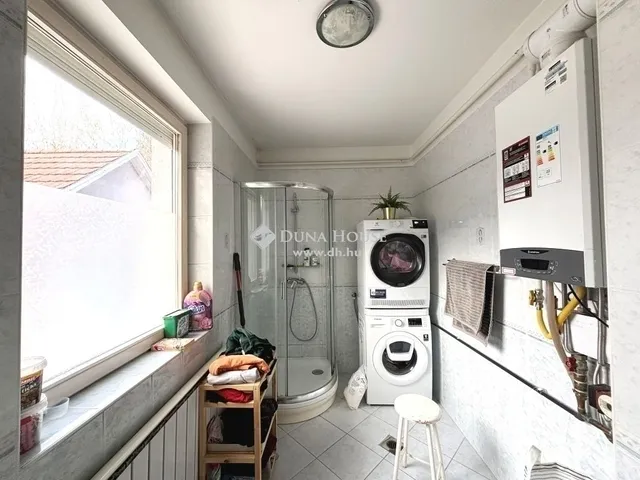 Eladó ház Budapest III. kerület, Csillaghegy 180 nm