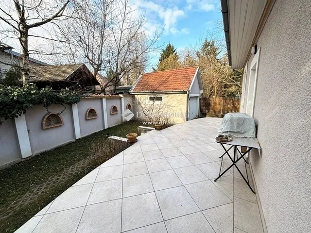 Eladó ház Budapest III. kerület, Csillaghegy 180 nm