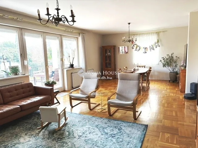 Eladó ház Budapest III. kerület, Csillaghegy 180 nm