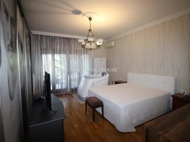 Eladó ház Mogyoród 554 nm