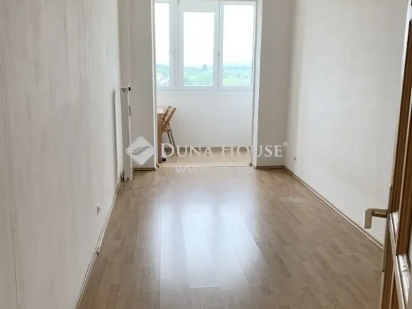 Eladó lakás Budapest III. kerület, Békásmegyer 56 nm