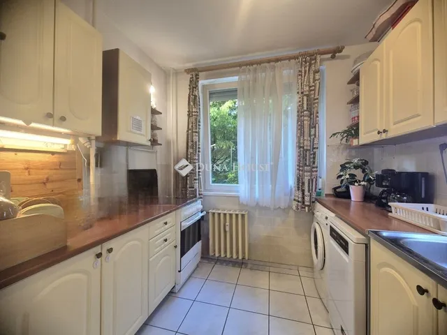 Eladó lakás Budapest III. kerület 73 nm