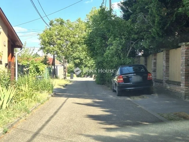 Eladó ház Budapest III. kerület, Csillaghegy 51 nm