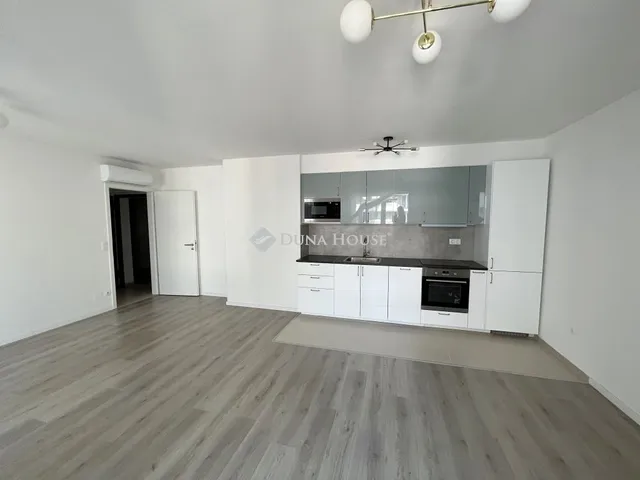 Eladó lakás Budapest XIII. kerület, Lőportárdűlő 43 nm