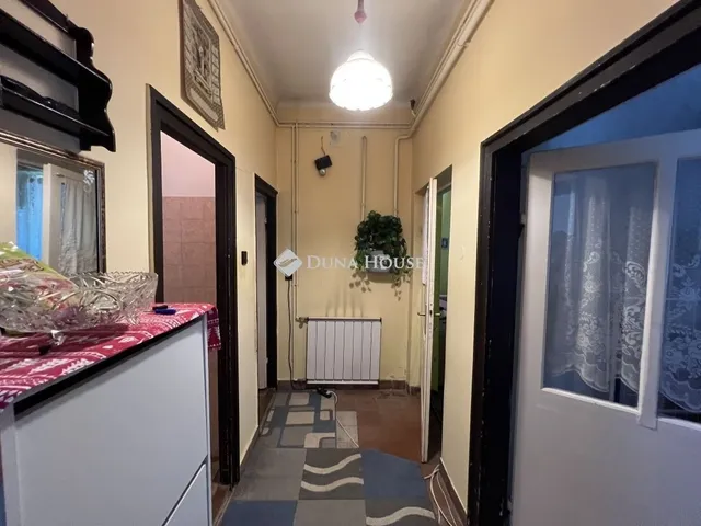 Eladó ház Budapest III. kerület 65 nm