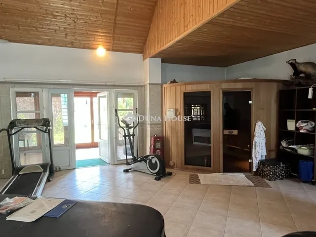 Eladó ház Budapest XXI. kerület 320 nm