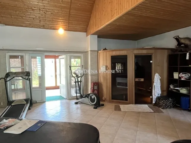 Eladó ház Budapest XXI. kerület 320 nm