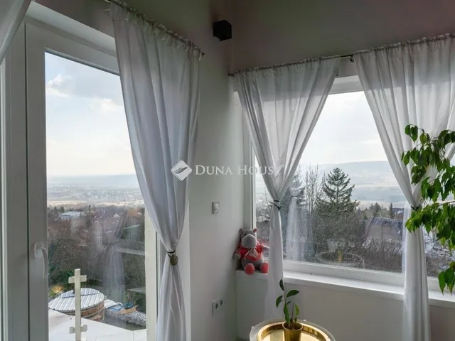 Eladó ház Szentendre 259 nm