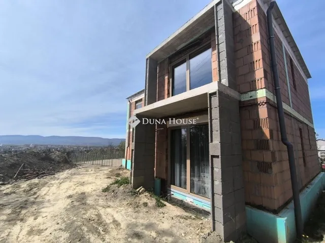 Eladó ház Vác, Törökhegy 160 nm