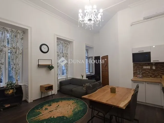 Kiadó lakás Budapest VI. kerület 60 nm