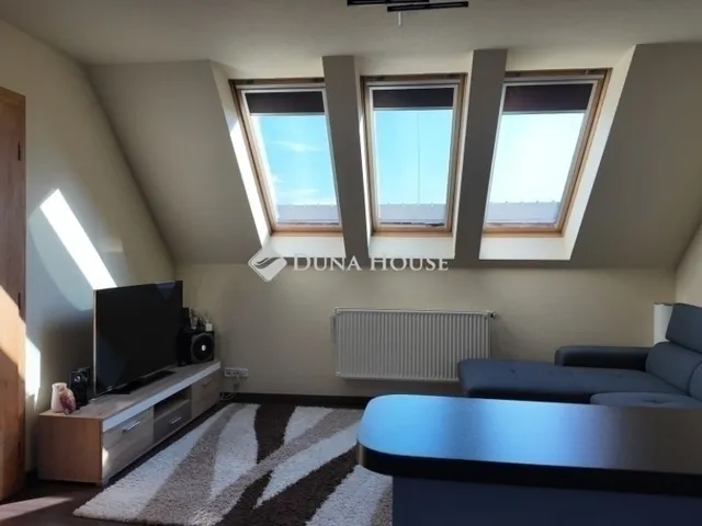 Eladó ház Gyál 195 nm