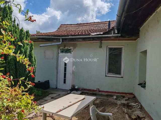 Eladó ház Pomáz 128 nm