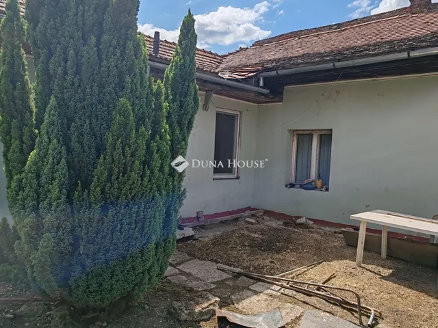 Eladó ház Pomáz 128 nm