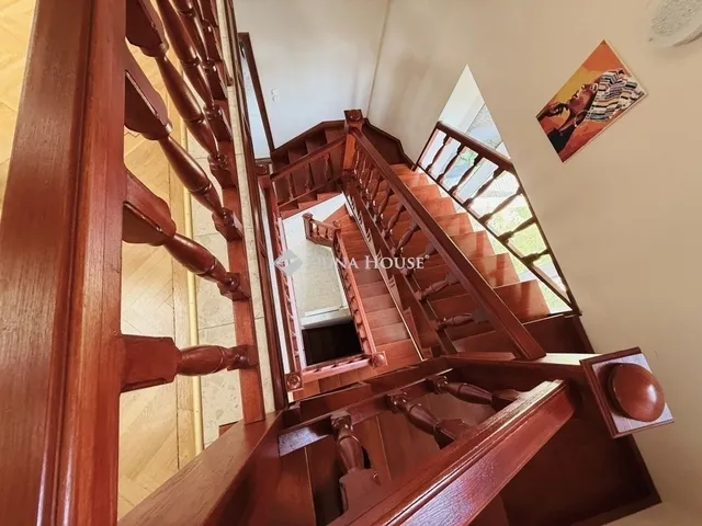 Eladó ház Budapest XI. kerület 300 nm