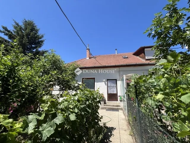 Eladó ház Budapest III. kerület, Békásmegyer-Ófalu 65 nm