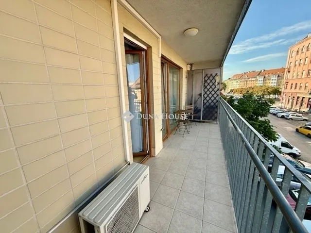 Eladó lakás Budapest III. kerület, Újlak III. ker. 39 nm