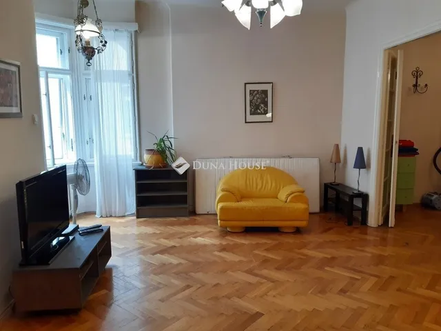 Kiadó lakás Budapest VII. kerület 74 nm