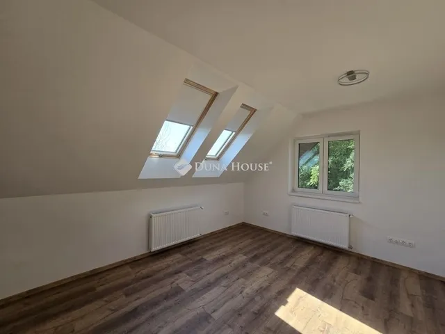 Eladó ház Érd 192 nm