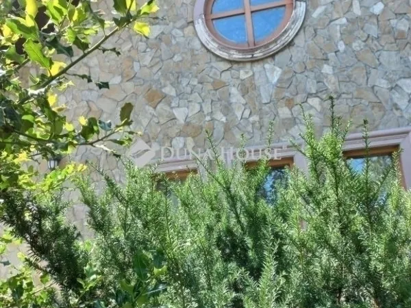 Eladó ház Érd 192 nm